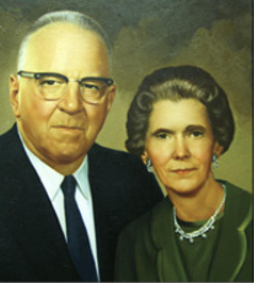 Harry and Etta Yetter portrait, founders of Yetter Manufacturing